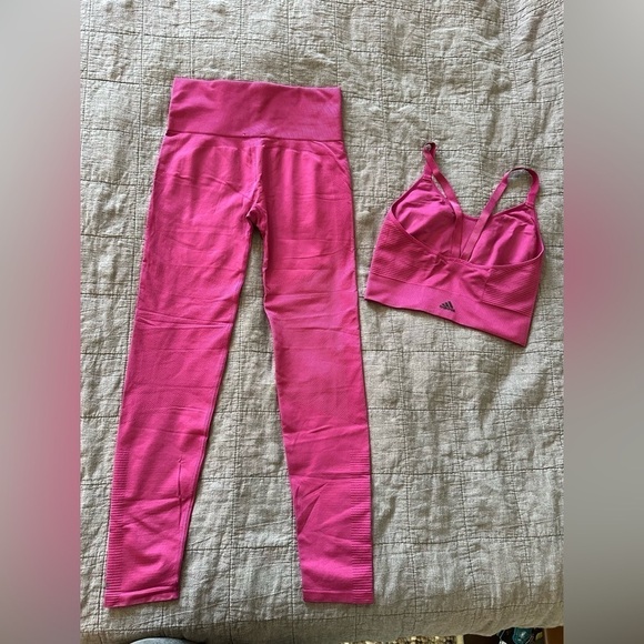 Adidas | Seamless Bra and Legging Bundle - Picture 2 of 7